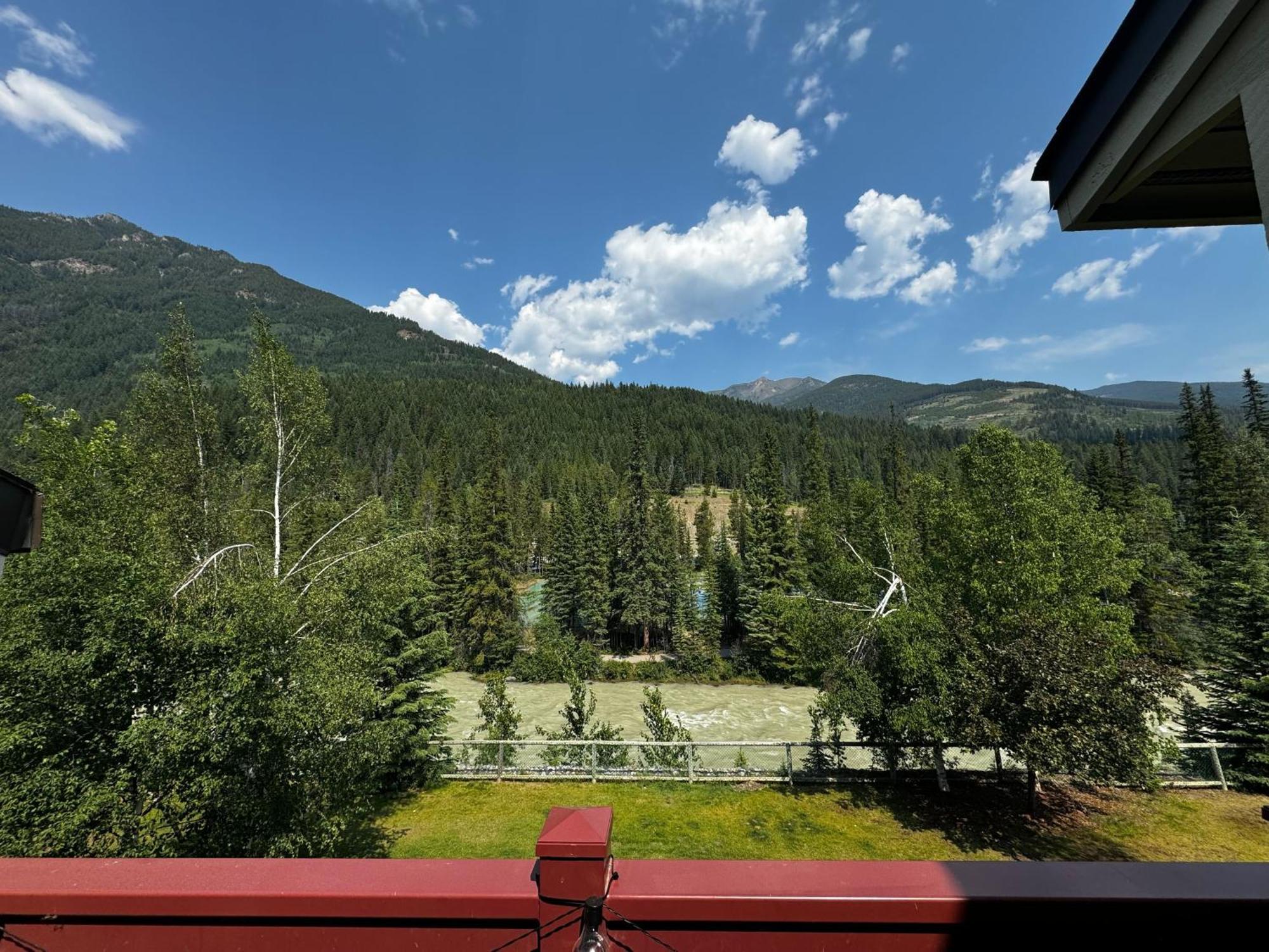 Toby Creek Lodge Panorama Kamer foto